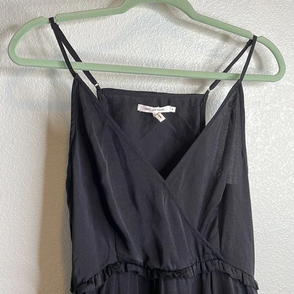 Avec les Filles Joyce Azria surplice flowy silky midi dress - Picture 5 of 7